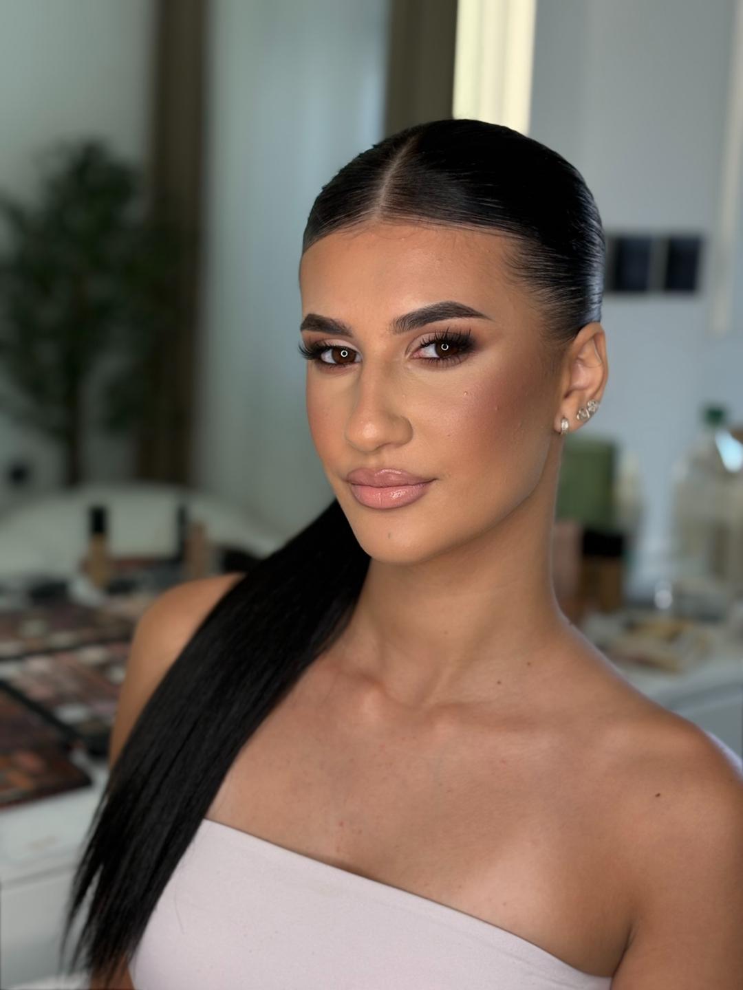 Beauté by Nina Cvejić #nis Make-up / šminkanje Profesionalno šminkanje + veštačke trepavice