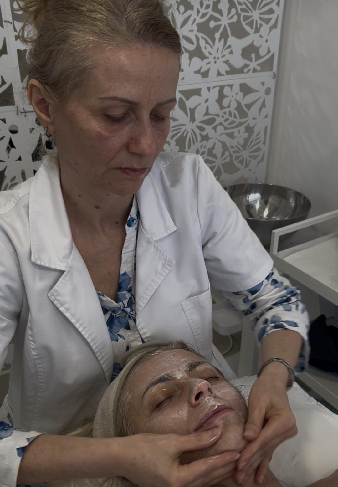 Sandra estetik studio #beograd Tretman lica Biodroga skin rejuvenating tretman