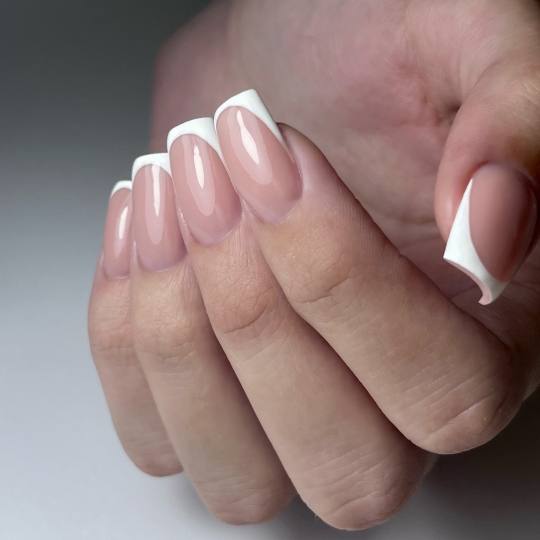 Studio Eleven Ladies&Gentlemen #beograd Korekcija noktiju Korekcija gela - M dužina