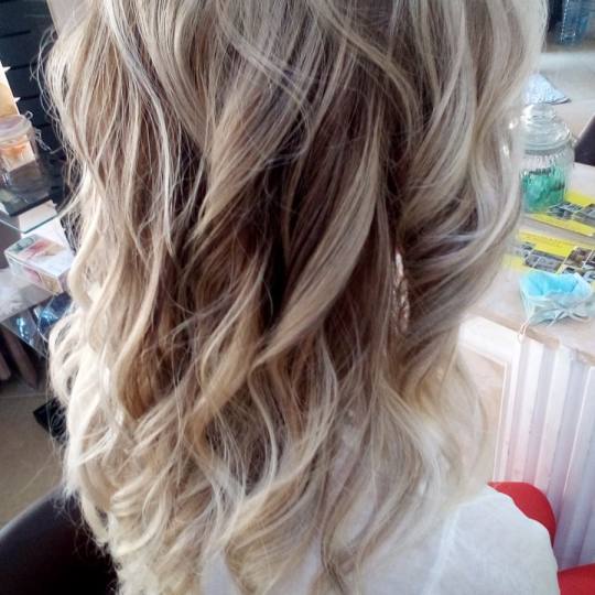 L 'amie salon de beaute #beograd Pramenovi Kombinacija pramenova  i balejaž tehnike i uz osmeh