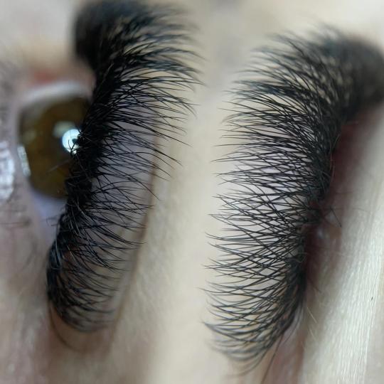 Mask #beograd Nadogradnja trepavica Nadogradnja svilenih trepavica - ruski volumen