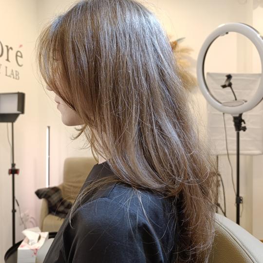 Colore beauty Lab #beograd Žensko šišanje Žensko šišanje - butterfly cut