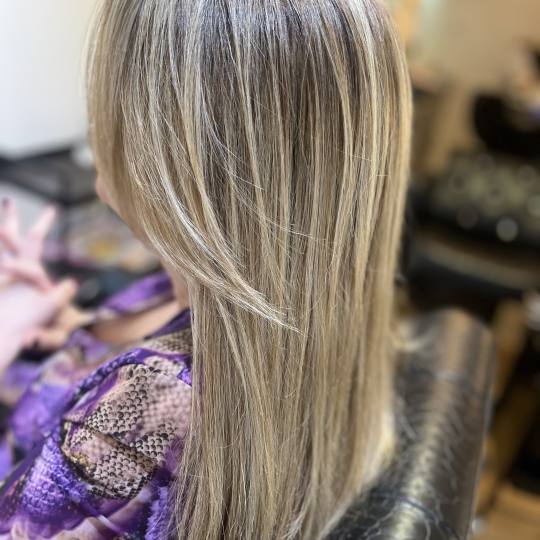 Mary Jana Hairc #beograd Ombre, sombre, balayage Balayage - kosa srednje dužine