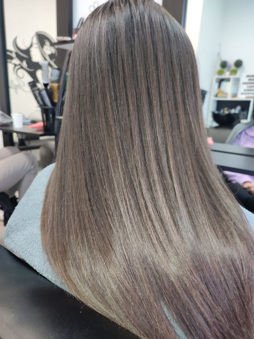 Infinity Hair #novisad Feniranje i stilizovanje Feniranje na ravno - ekstra duga kosa (preko lopatica)