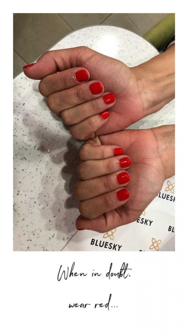 Gel lak - ruke - Beauty Industry, Beograd Gel lak Nokti Gel lak, Beograd, Novi Beograd Stari Merkator