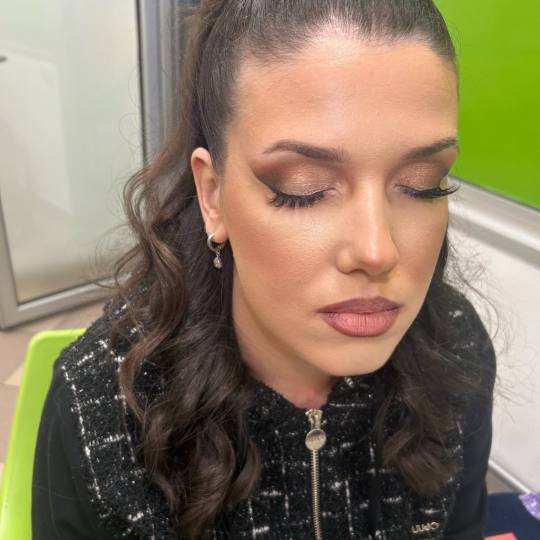 Kutak za dame Ceky #beograd Make-up / šminkanje Profesionalno šminkanje