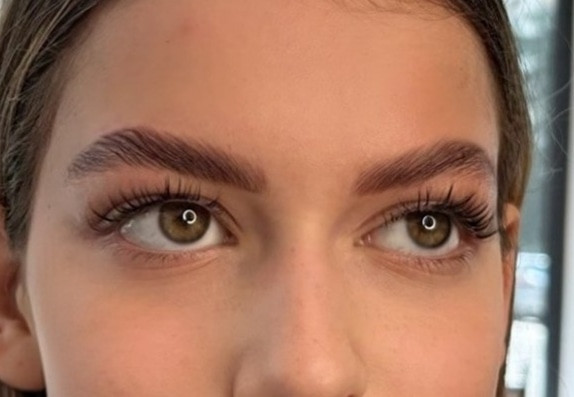 Brow lift + lash lift + farbanje obrva i trepavica - Esthetique Privé, Beograd Obrve Lice Obrve, Beograd, Centar, Stari grad, Dorćol