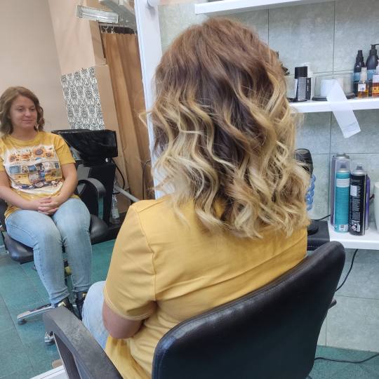 Candy S #novisad Feniranje i stilizovanje Feniranje WAVES, na talase - duga kosa