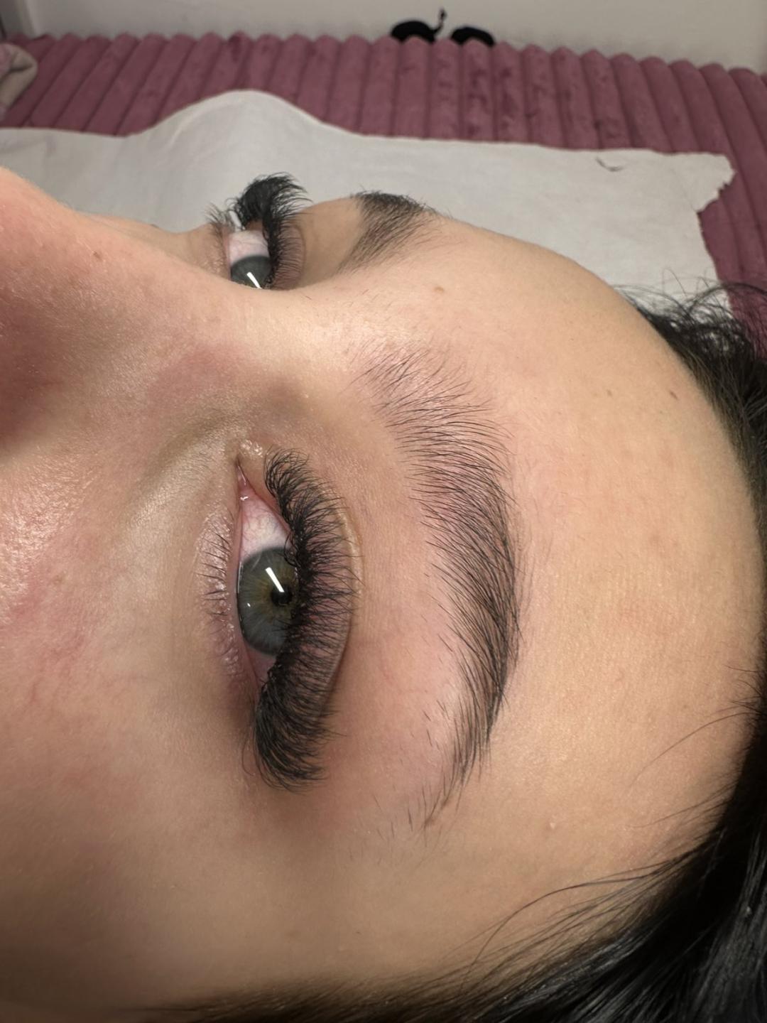 Nadogradnja svilenih trepavica - 3D - Beauty Team J&S 037, Kruševac Nadogradnja trepavica Lice Nadogradnja trepavica, Kruševac, Centar