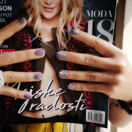 Bibi beauty centar #beograd Ojačavanje noktiju Ojačavanje prirodnih noktiju gelom nails by BiBi