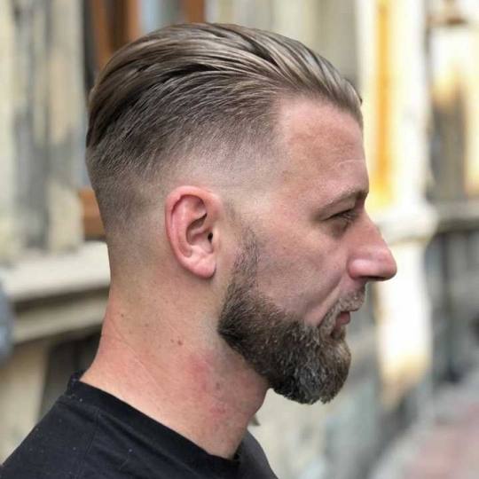 Headroom #beograd Muško šišanje Muško šišanje makazama + mašinicom ✂ Nikola