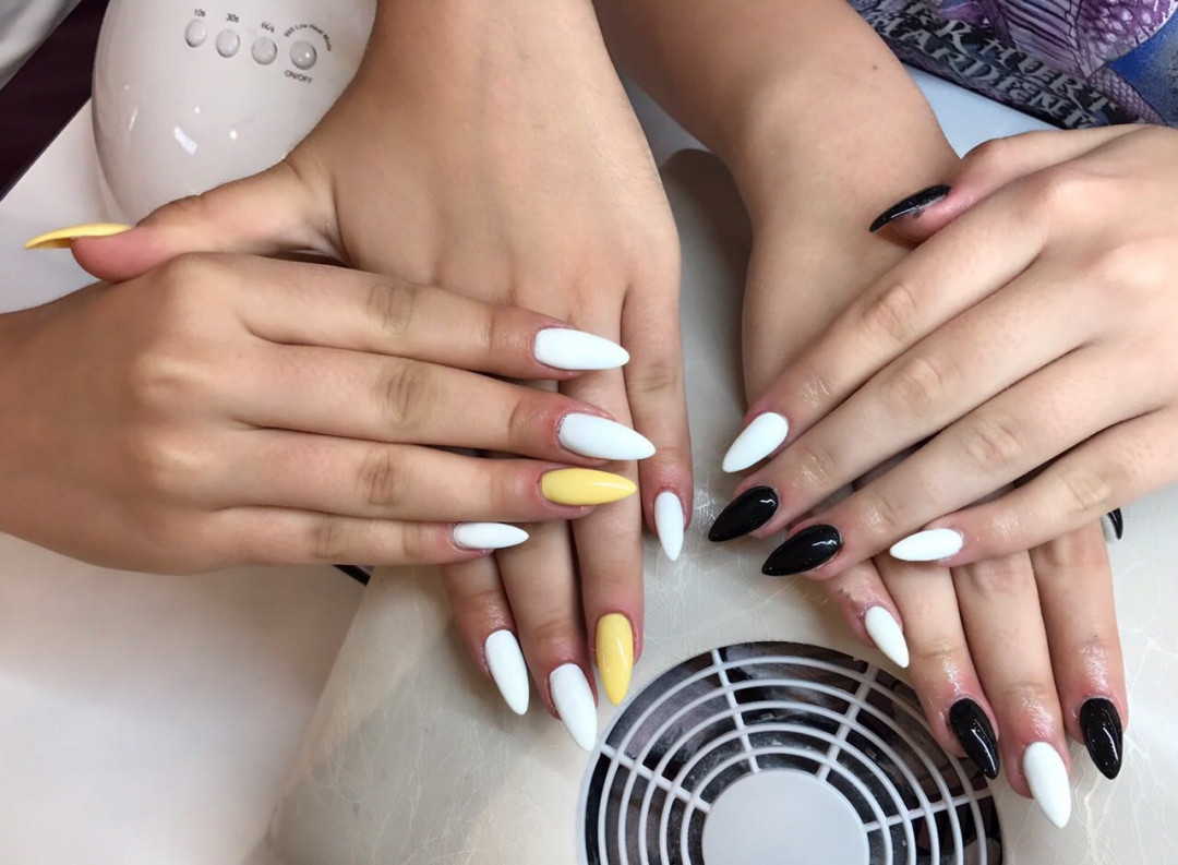 Nadogradnja noktiju tipsama + gel u boji - Alfaparf Nails, Beograd Nadogradnja noktiju Nokti Nadogradnja noktiju, Beograd, Karaburma, Višnjička banja