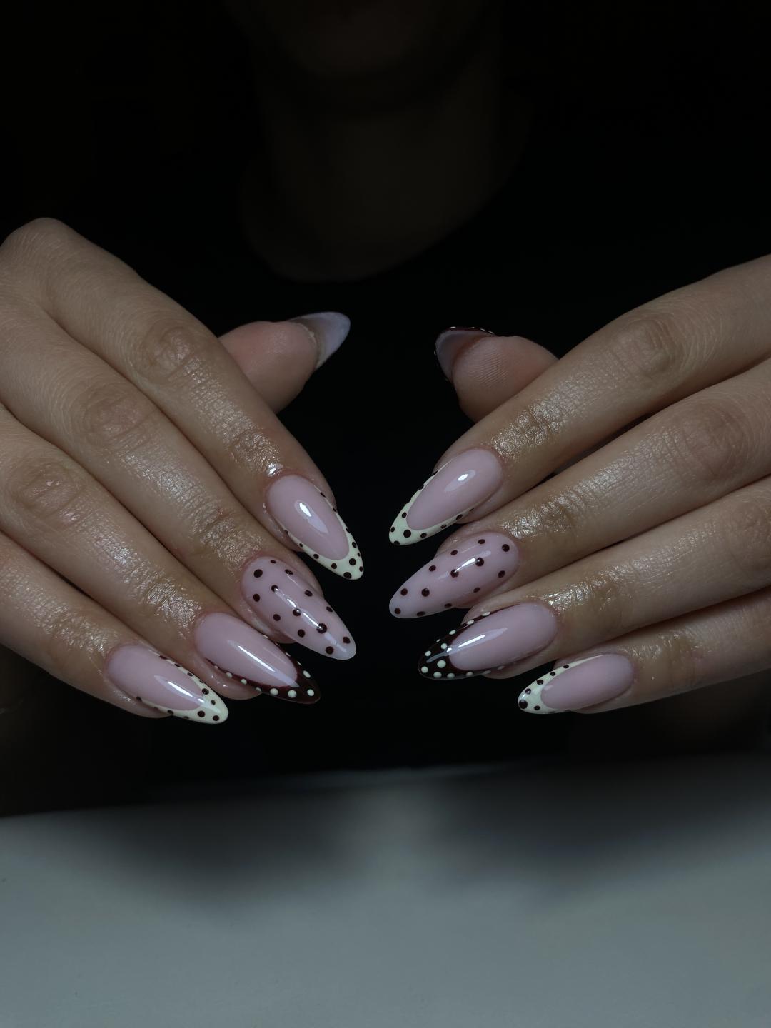 Izlivanje noktiju gelom - M dužina - Beautopia, Beograd Izlivanje noktiju Nokti Izlivanje noktiju, Beograd, Centar, Stari grad, Dorćol