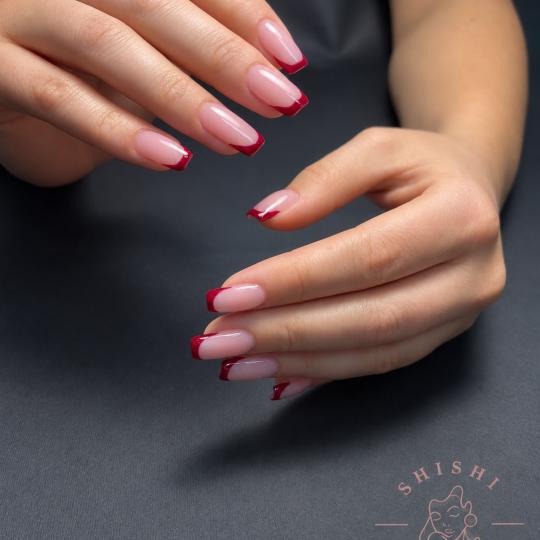 Shishi beauty studio #beograd Ojačavanje noktiju Korekcija ojačavanja noktiju gelom L dužina + sp