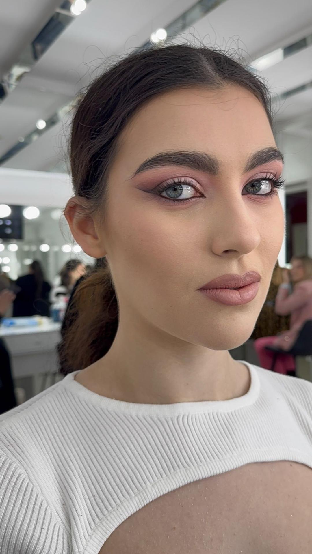 Vanilla Beauty Concept #beograd Make-up / šminkanje Profesionalno šminkanje - klasično šminkanje