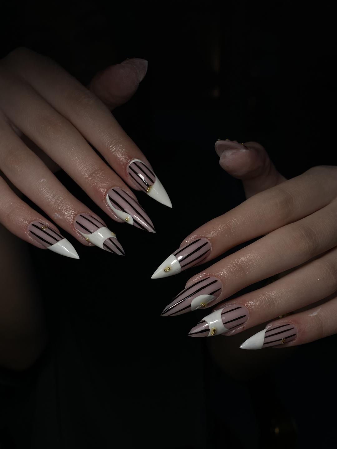 Korekcija gela - L dužina - Beautopia, Beograd Korekcija noktiju Nokti Korekcija noktiju, Beograd, Centar, Stari grad, Dorćol