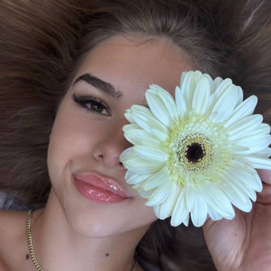 Andrijana beauty studio #nis Nadogradnja trepavica Nadogradnja trepavica - hibrid set