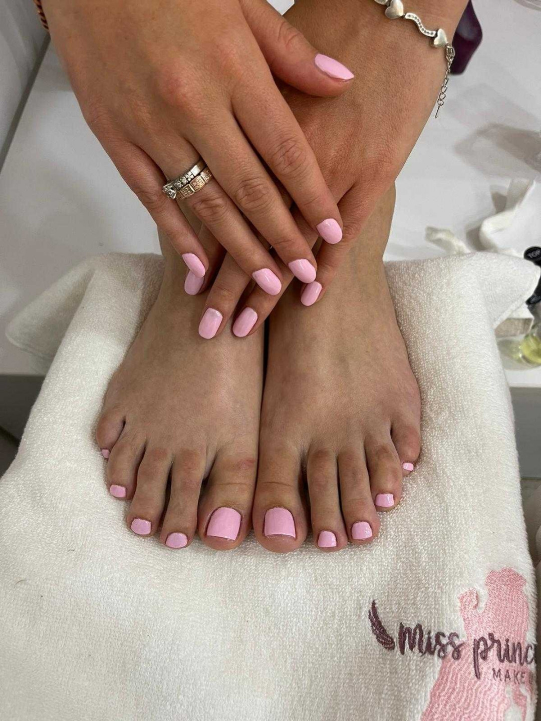 Miss Princess Make up #beograd Gel lak Gel lak - ruke + noge