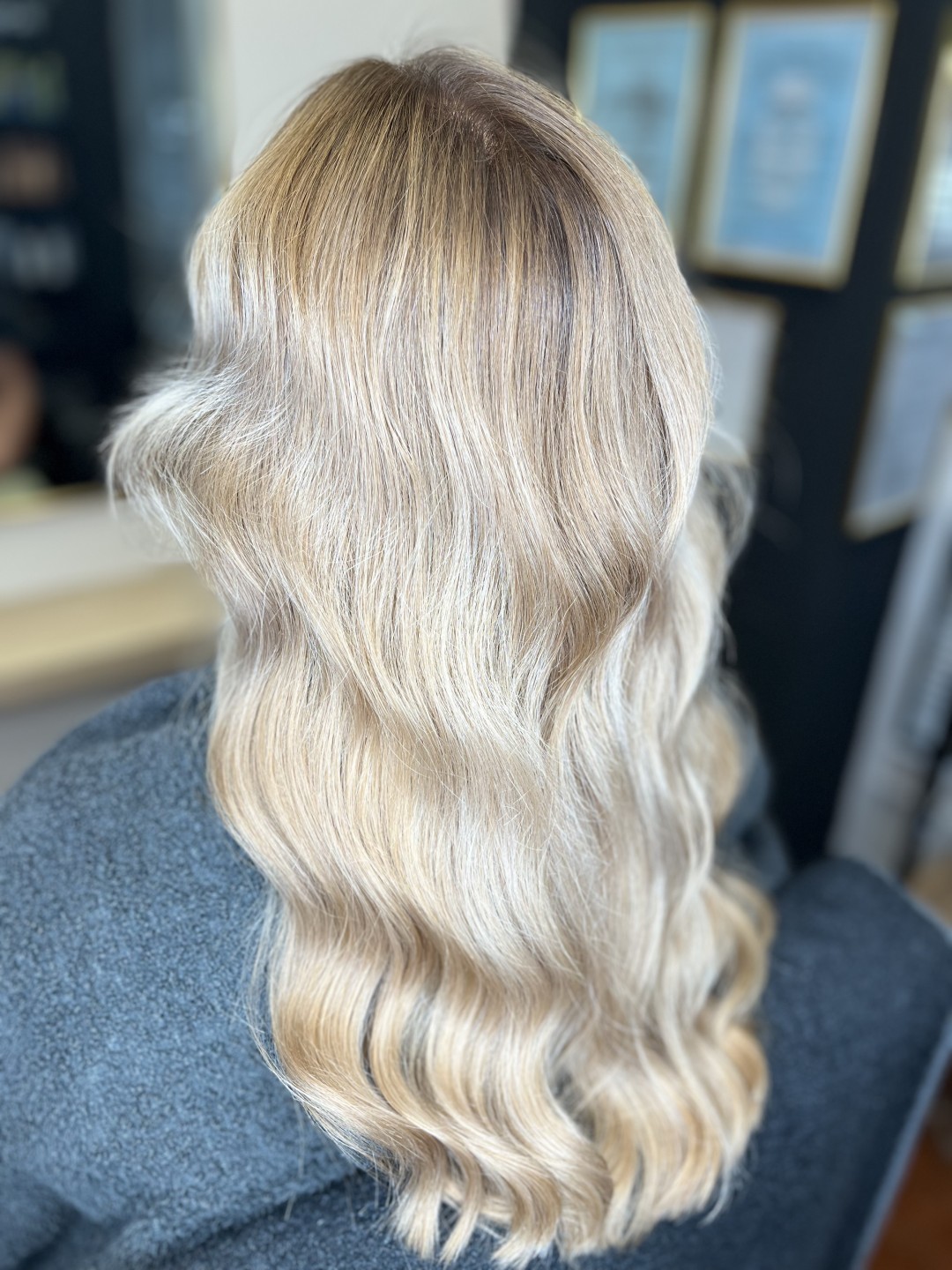Milica Kukolj #novisad Ombre, sombre, balayage Balayage / ombre preliv šišanje feniranje i tretman za kosu kratka kosa