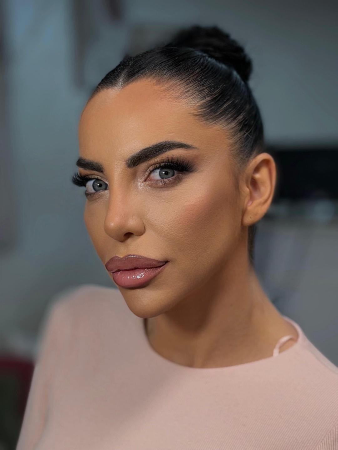 Exclusive Beauty Box #beograd Make-up / šminkanje Profesionalno šminkanje + veštačke trepavice