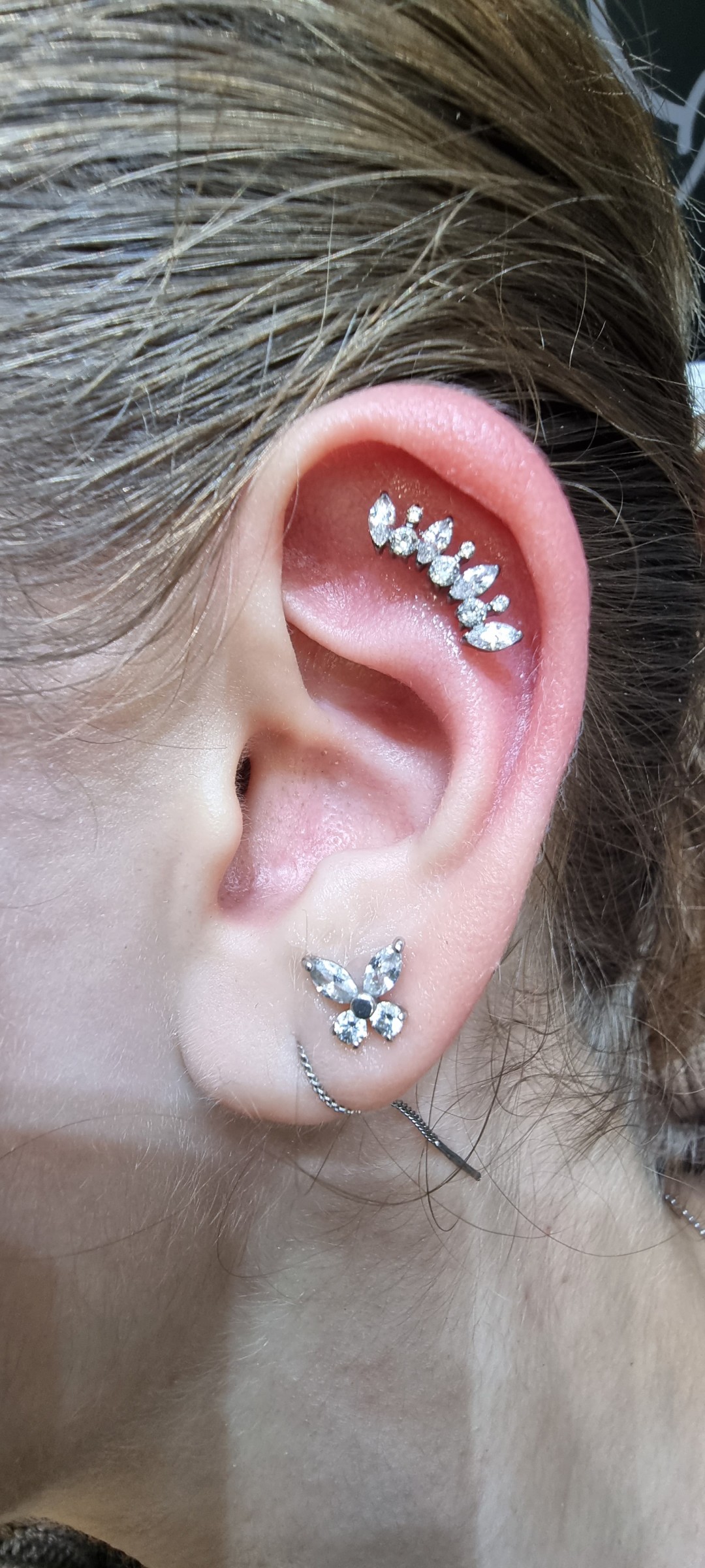 Bling Bling Piercing #beograd Tretmani tela Pirsing hrskavice
