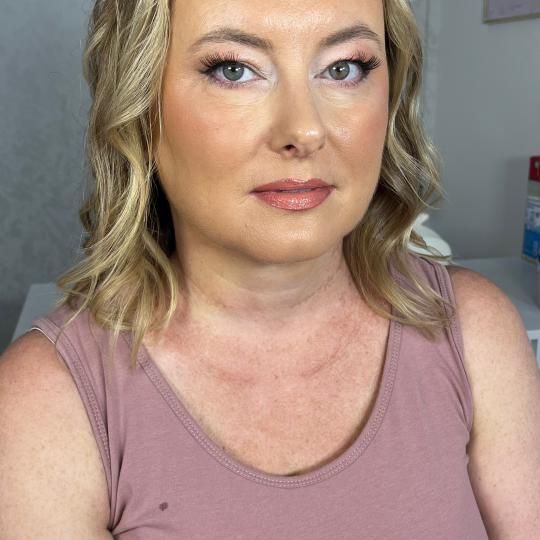 Artist Alex Studio #nis Make-up / šminkanje Profesionalno šminkanje bez trepavica ili uz vaše ve�