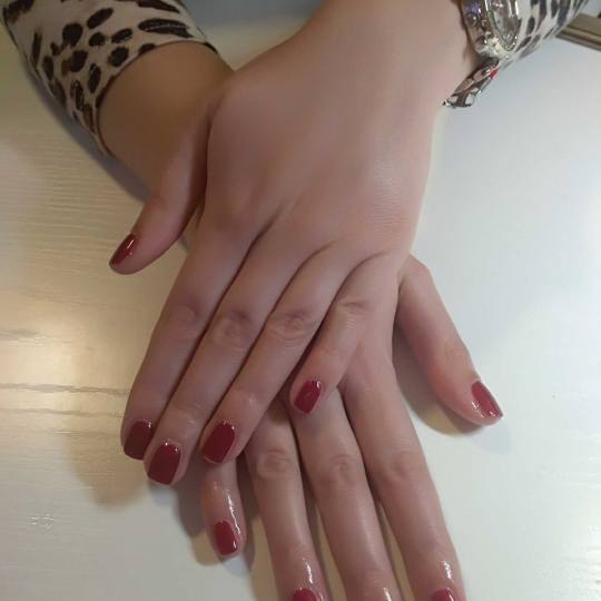 Adiantum Estetik Centar #nis Gel lak Gel lak - ruke Gel lak