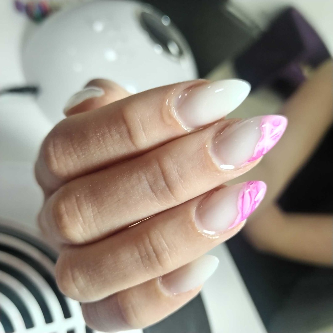 Studio Lady N #beograd Nadogradnja noktiju Nadogradnja noktiju tipsama
