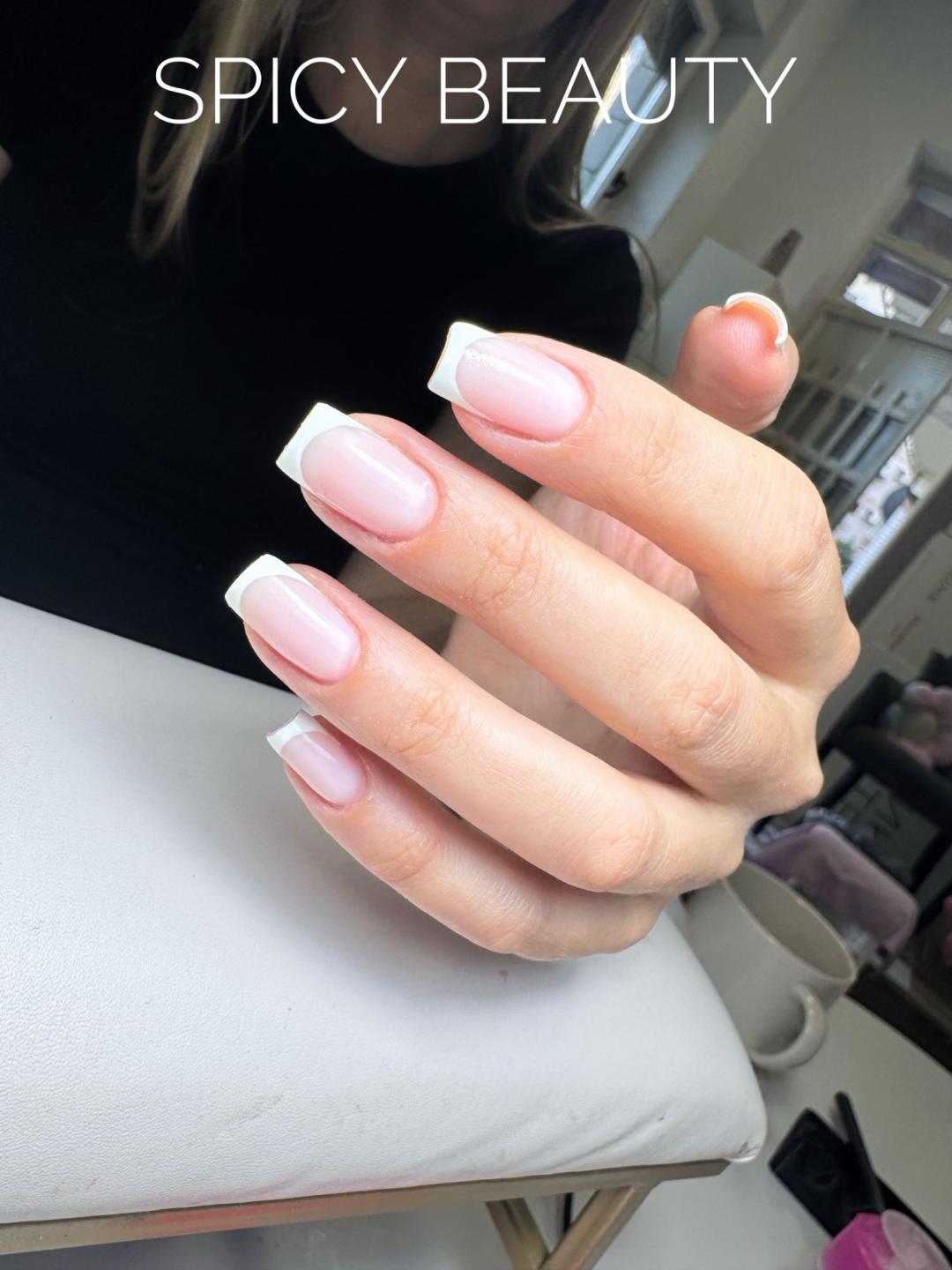 Korekcija noktiju - M dužina - Spicy beauty, Beograd Korekcija noktiju Nokti Korekcija noktiju, Beograd, Bežanijska kosa, Bežanija, Ledine, Surčin