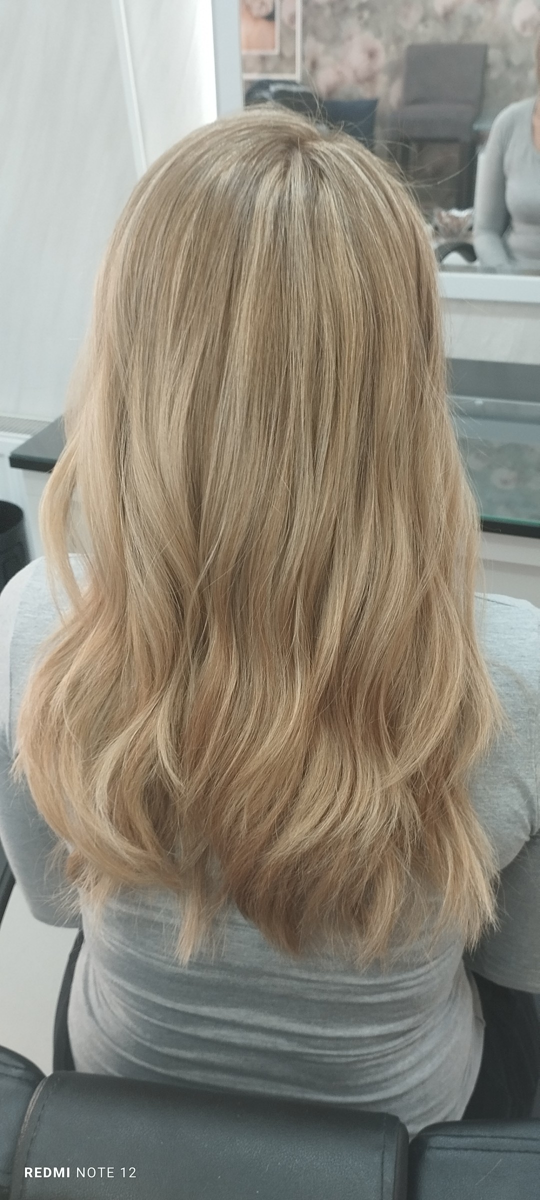 Pramenovi na foliju / Balayage - duga kosa - Studio Slavica - Cale, Kruševac Pramenovi Frizerski saloni Pramenovi, Kruševac, Centar