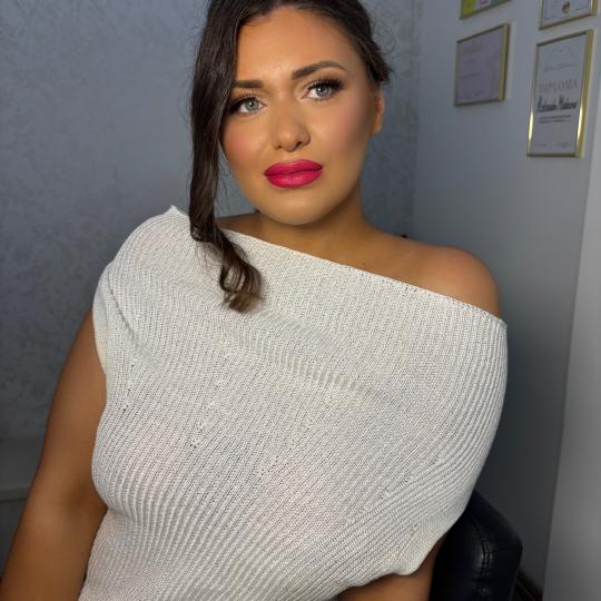 Artist Alex Studio #nis Make-up / šminkanje Profesionalno šminkanje + veštačke trepavice