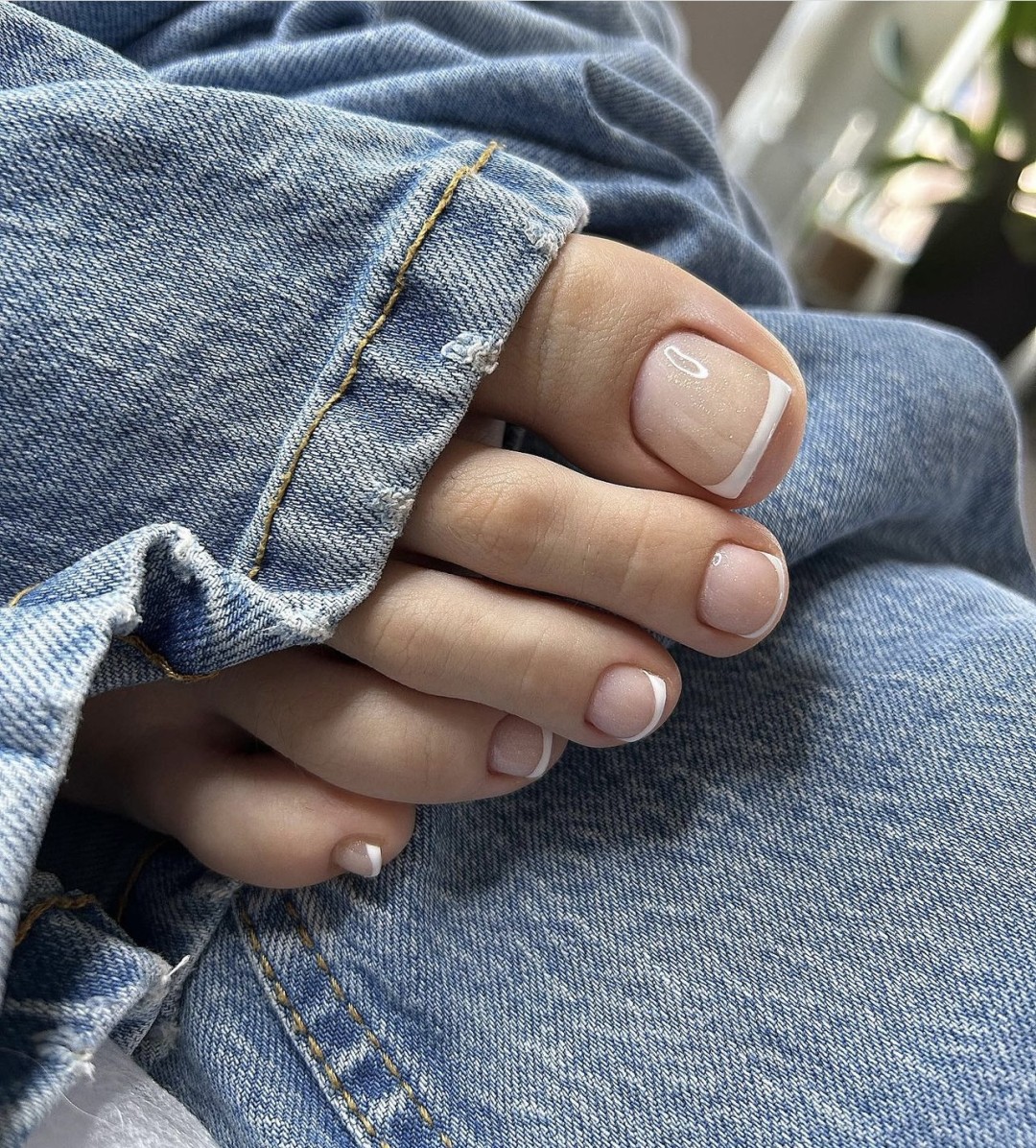 V Charm #beograd Gel lak Pedikir (samo prsti) + gel lak