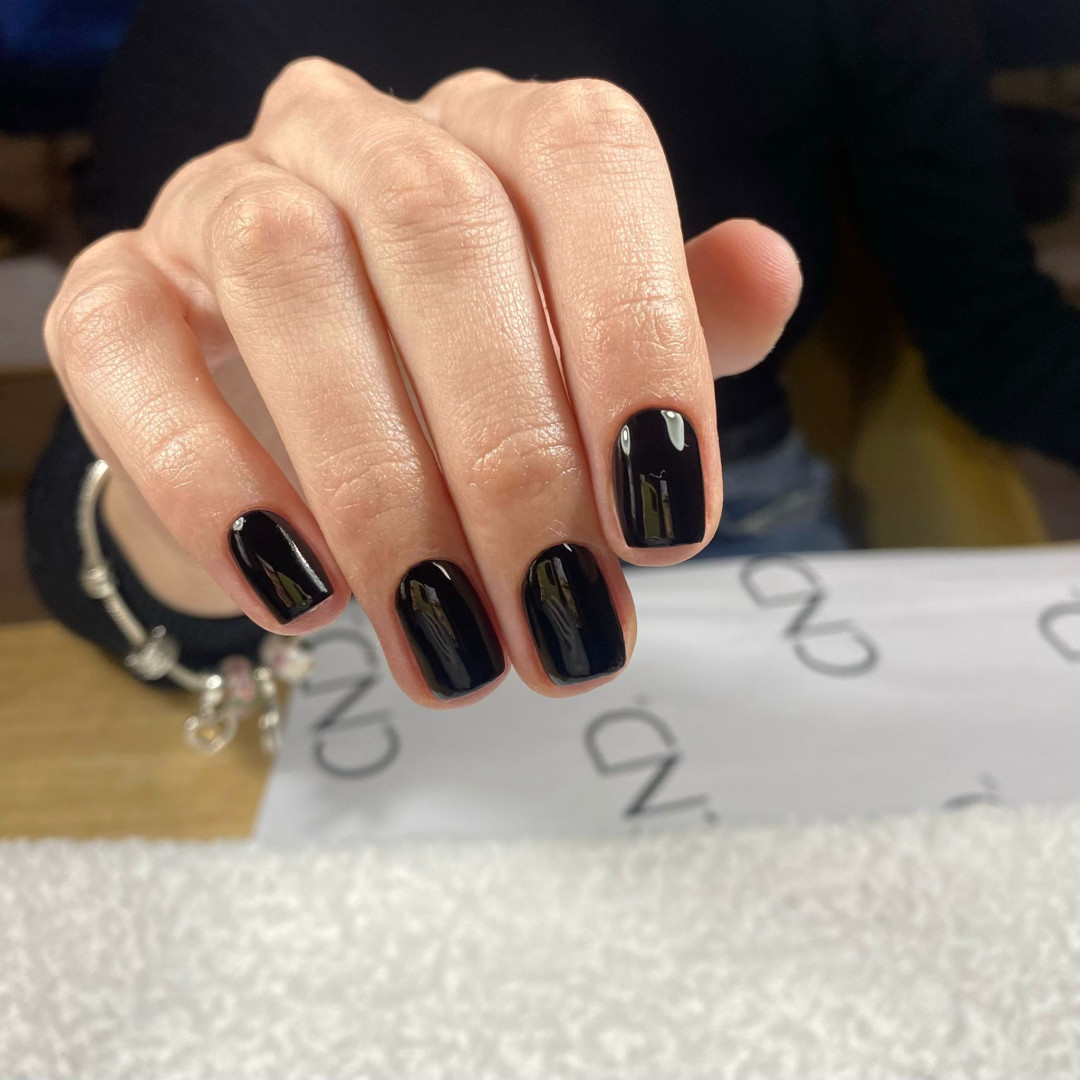 F.L.Y. Beauty Beograd #beograd Manikir Ruski manikir + shellac