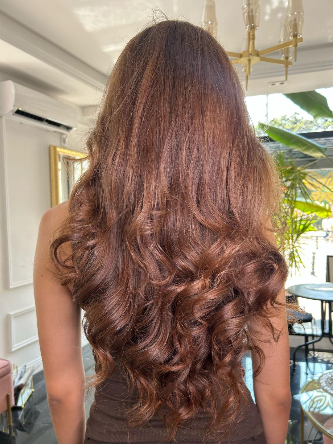Žensko šisanje +tretman za hidrataciju kose+ feniranje - sve dužine - Esthetique Privé, Beograd Šišanje Frizerski saloni i frizeri Šišanje, Beograd, Centar, Stari grad, Dorćol