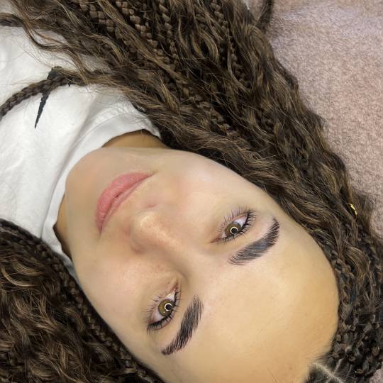 Almari Beauty Concept #kragujevac Trepavice Lash lift + Brow lift