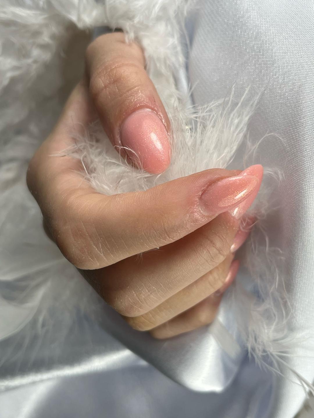 Miss Princess Beauty Center #beograd Izlivanje noktiju Manikir + izlivanje noktiju gelom / akrilom - M dužina