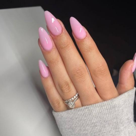 Xenija Beauty Room #beograd Manikir Izlivanje noktiju gelom - M duzina