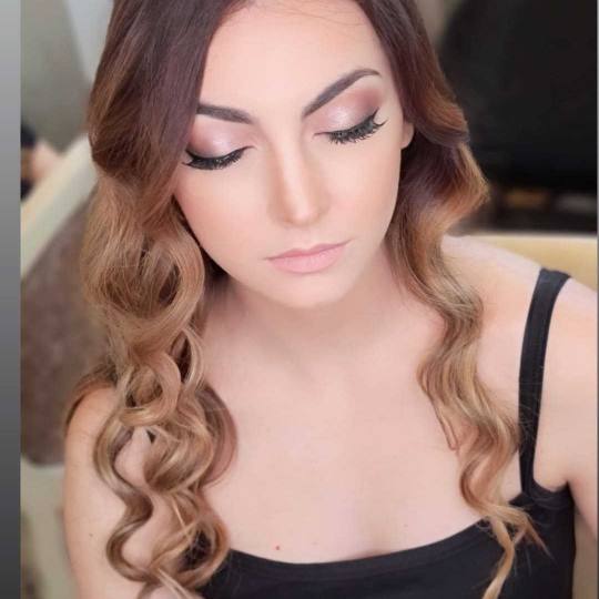 Bibi beauty centar #beograd Make-up / šminkanje Profesionalno šminkanje + veštačke trepavice + s