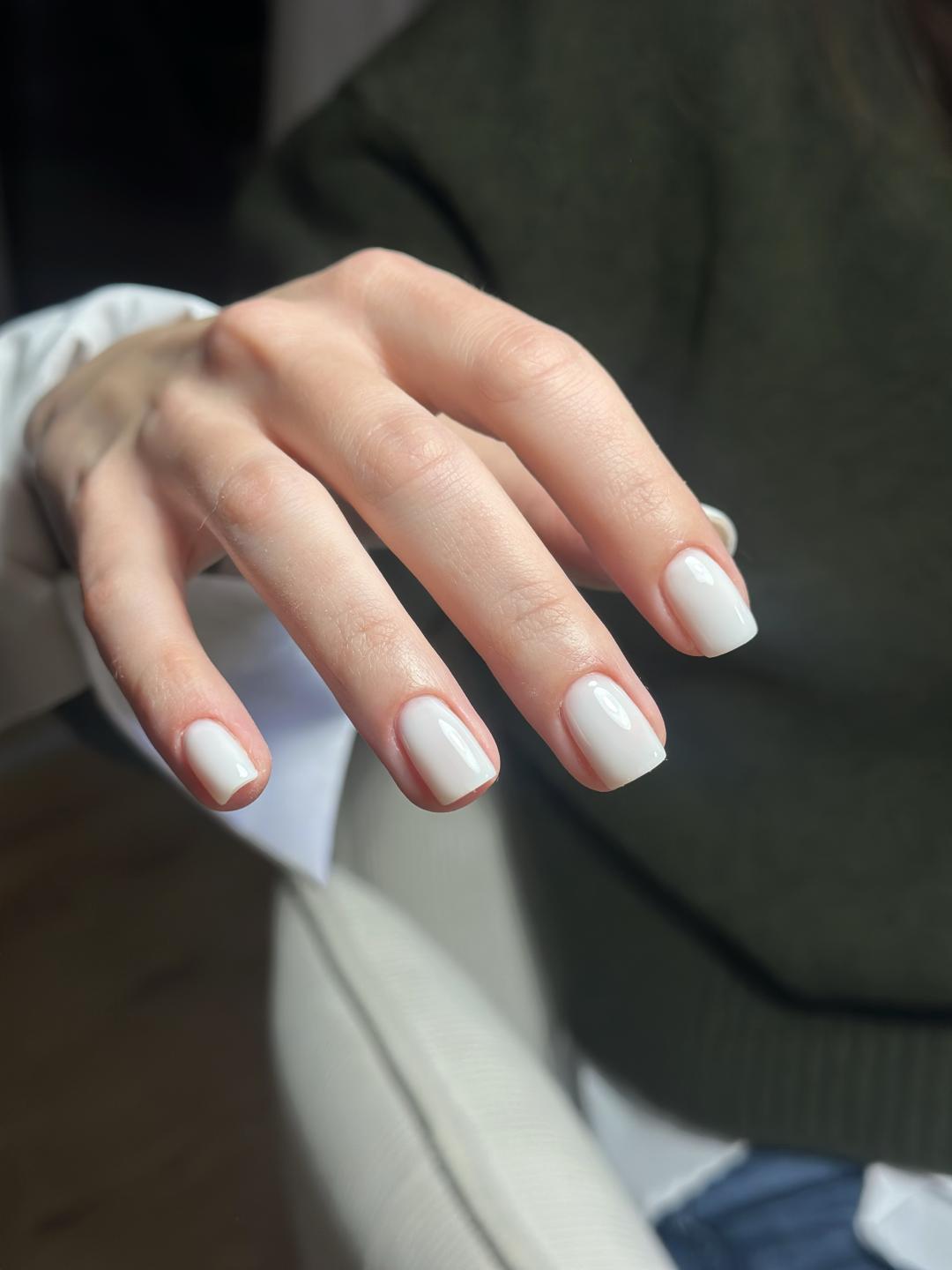 Lui beauty concept #beograd Manikir Manikir + gel lak - S dužina