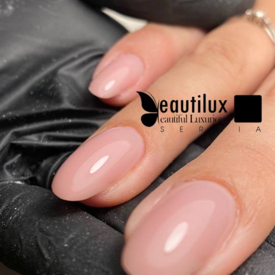 Beauty Care S&N team #novisad Korekcija noktiju Korekcija noktiju