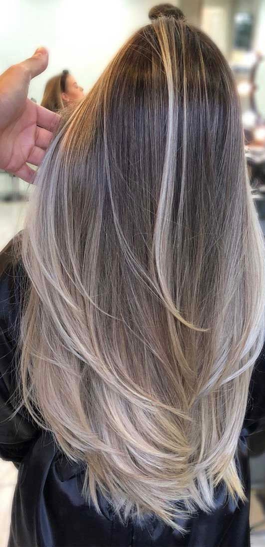 Moon Beauty Bar #beograd Pramenovi Balayage + farbanje izrastka + preliv + nega kose - ekstra duga kosa