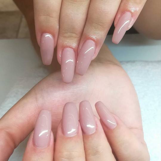 Alfaparf Nails #beograd Izlivanje noktiju Izlivanje noktiju gelom + gel u boji #alfaparfstudionailba