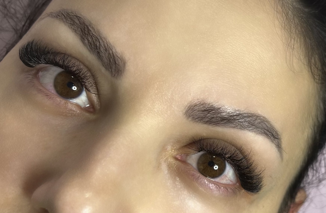 Nadogradnja trepavica - ruski volumen - Nini beauty studio, Beograd Nadogradnja trepavica Lice Nadogradnja trepavica, Beograd, Zvezdara