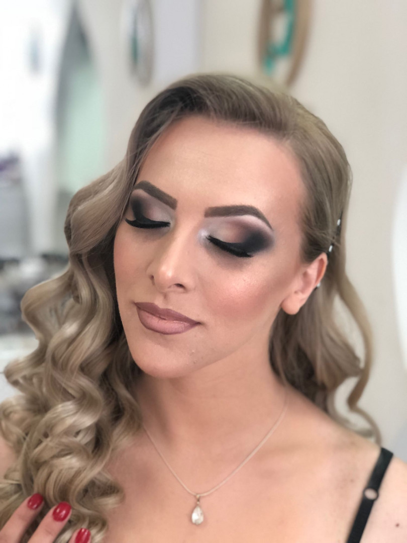 Olymp Beauty #nis Make-up / šminkanje