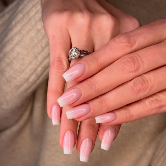 Claire #beograd Nadogradnja noktiju Ojacavanje gelom M Ojačavanje+frenč dodatak 500