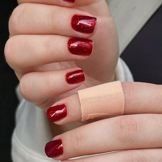 Touch Aesthetic&Medical care #beograd Manikir (Brza usluga) Manikir + bazno prekrivanje - majstor+ R