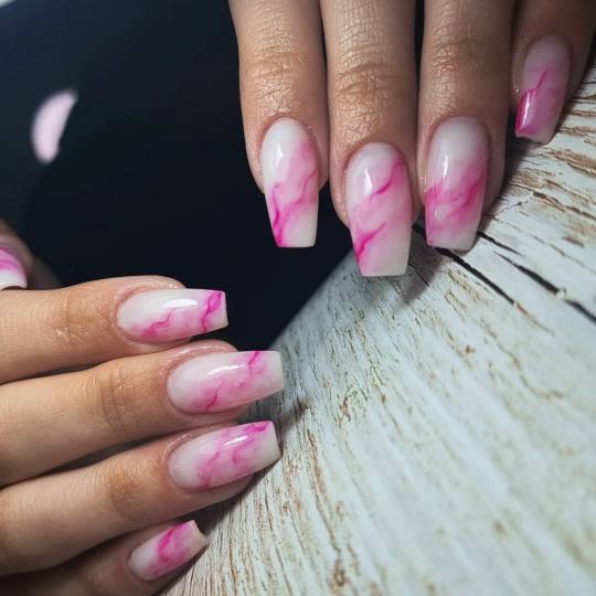 Beauty Studio by Milica Pavlović #beograd Ukrašavanje noktiju Dizajn noktiju - dodatak uz uslugu