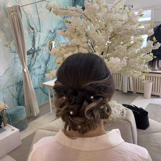 Studio Corte #novisad Svečane i frizure za svadbu Svečana frizura