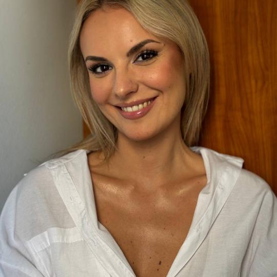 Aora #novisad Make-up / šminkanje Profesionalno šminkanje