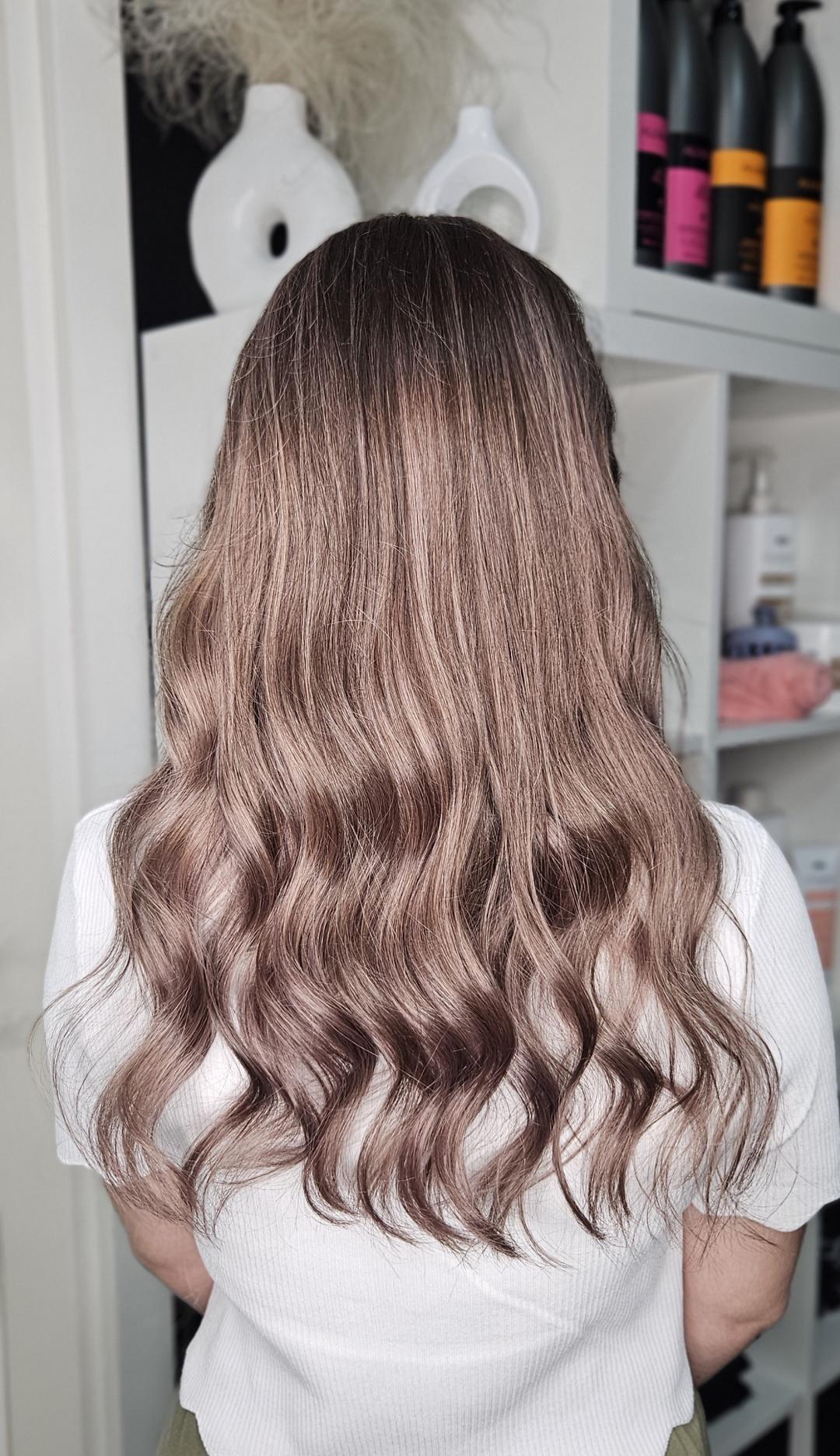 Balayage / Kontra balayage - kosa do polovine leđa - Butik Lepote, Beograd Ombre, sombre, balayage Frizerski saloni Ombre, sombre, balayage, Beograd, Vukov spomenik, Đeram